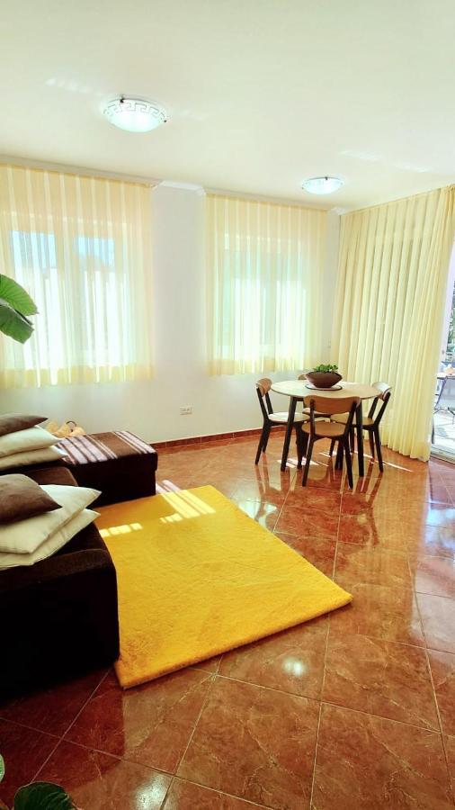 Apartments Lola Rovinj Ngoại thất bức ảnh