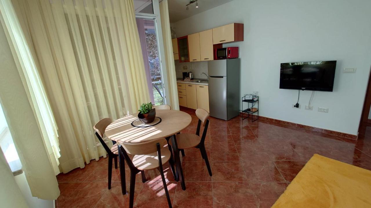 Apartments Lola Rovinj Ngoại thất bức ảnh