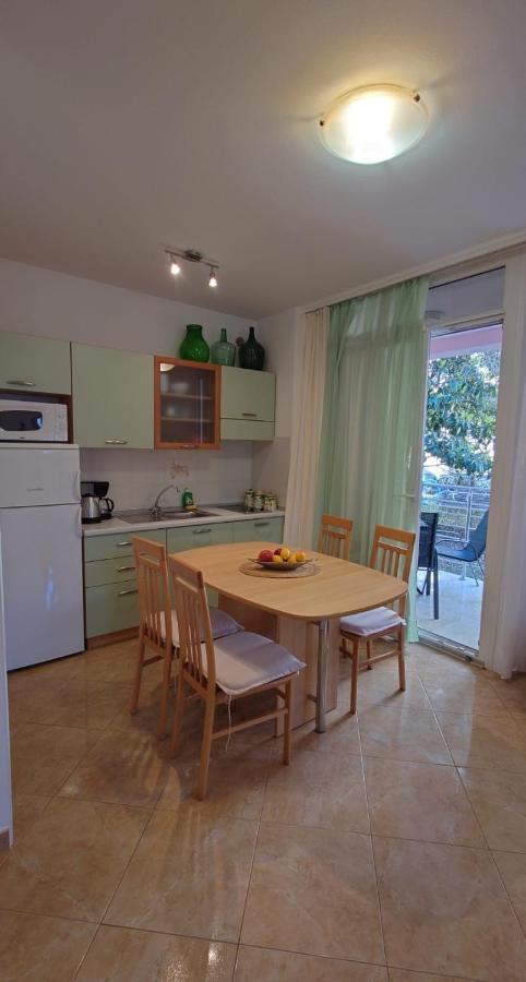 Apartments Lola Rovinj Ngoại thất bức ảnh
