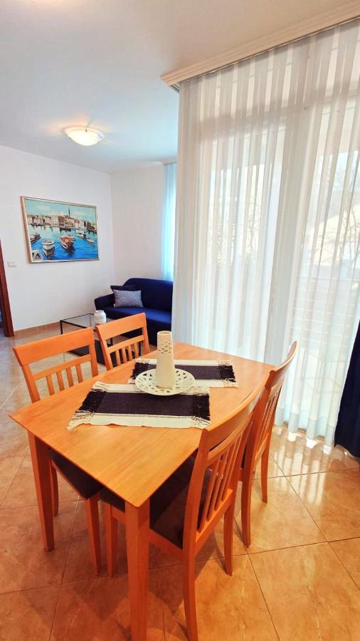 Apartments Lola Rovinj Ngoại thất bức ảnh
