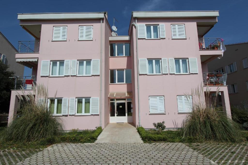 Apartments Lola Rovinj Ngoại thất bức ảnh